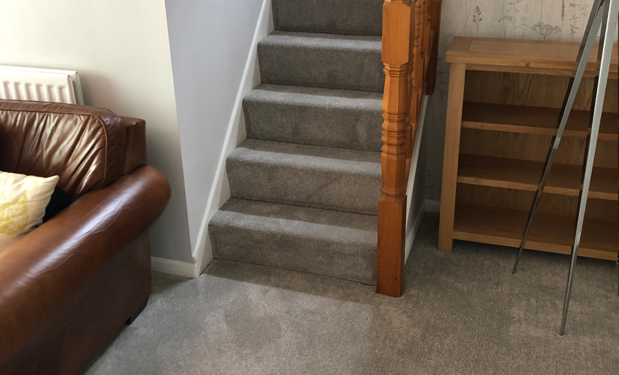 Carpet fitter near Rugby